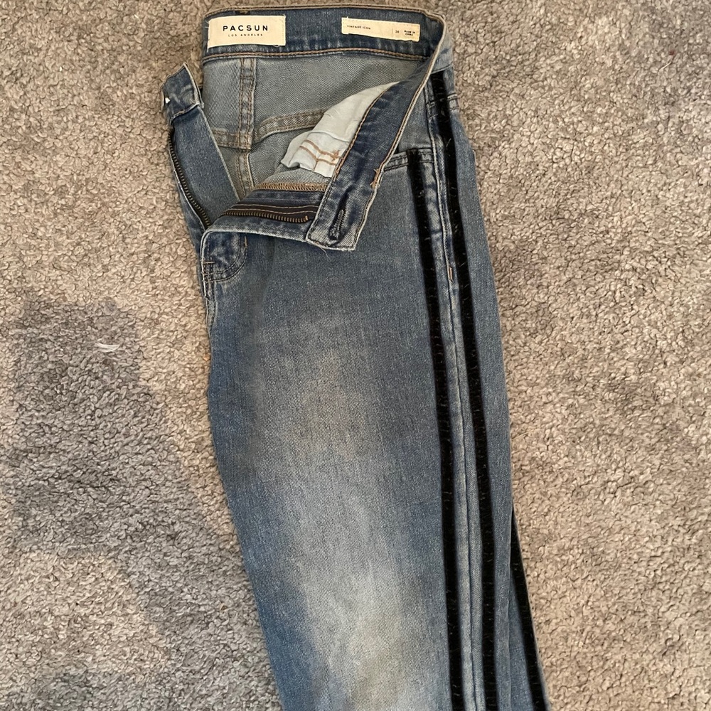Jeans - Picture 2 of 2